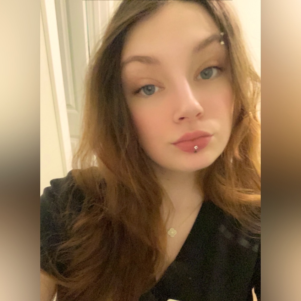 Meet your Posher, Rose